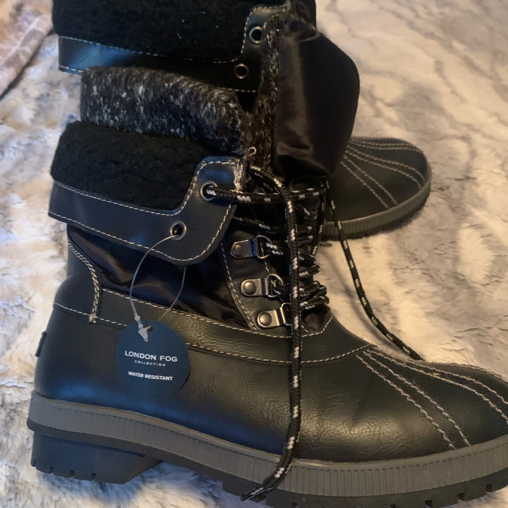 London Fog Women's Black Fall/Winter non-slip rubber soles Sz9